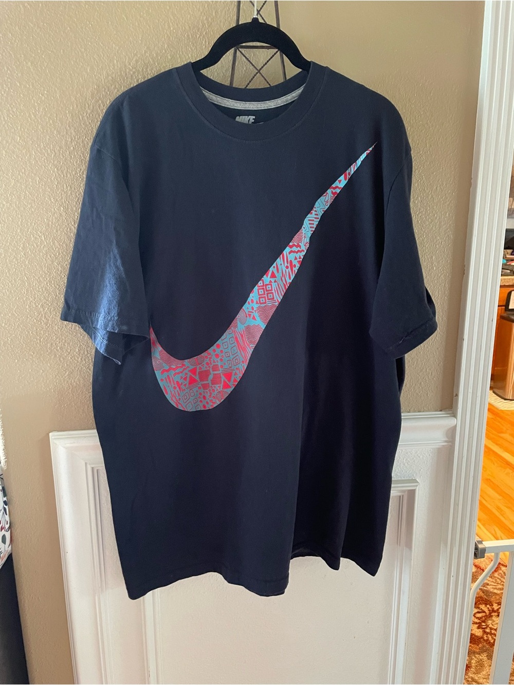 Nike Navy Short-Sleeve Tee with Blue & RedPatterned Swoosh XL
